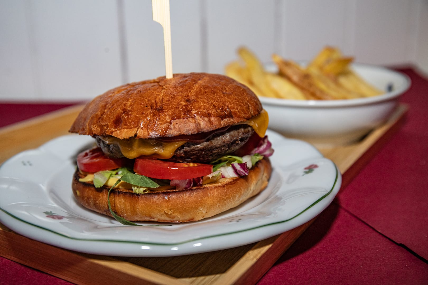 Burgery bez hranic X Cocktail Show